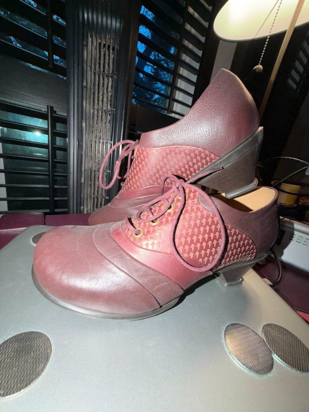 John Fluevog Hopes Promise brown/purple